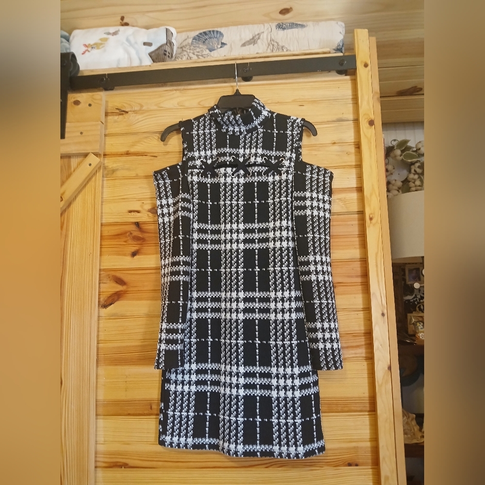 Venus Dress Size 8